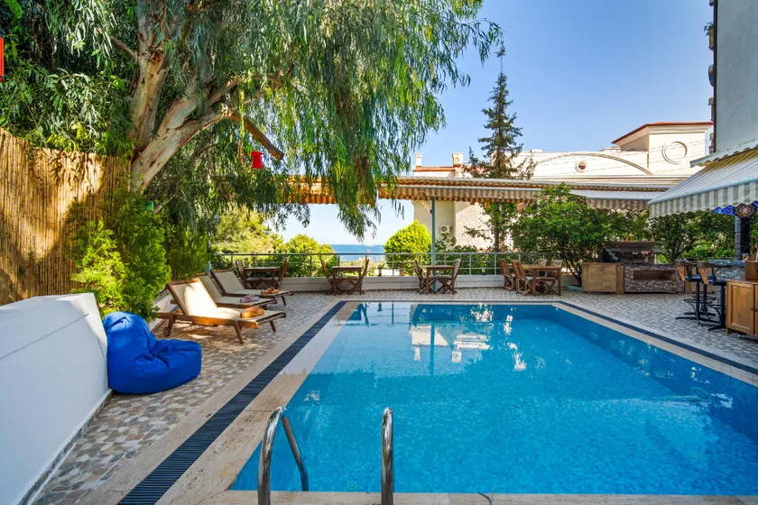 Eden Pyara Hotel Turunc - Image 1