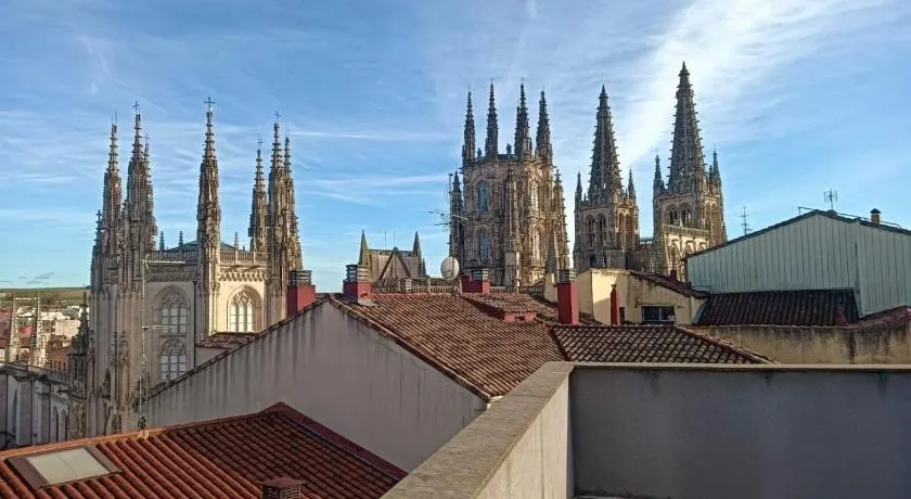 Centro histórico de Burgos Calle Valentín Palencia - Image 1