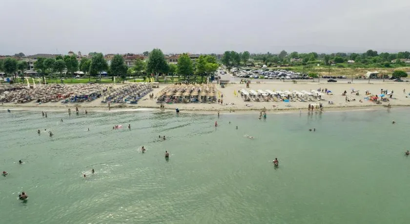 ZOI Girni - Seaside Hotel - Image 1