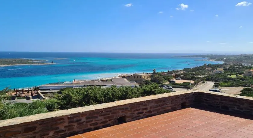 Agréable maison de vacances entièrement équipée avec internet haut débit et terrasse | Vue mer | À côté de la plage | Avec animaux bienvenus - Image 1