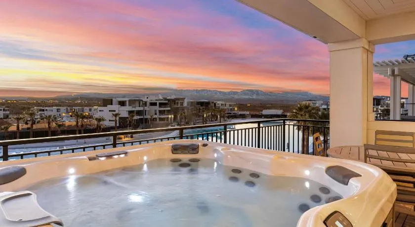 Sandy Beach Estate home - Image 1