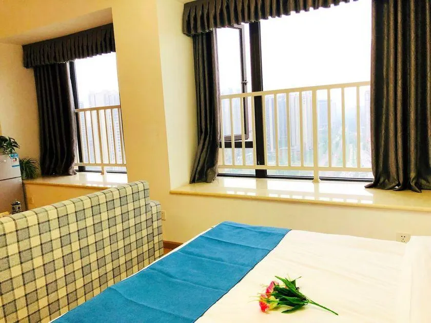 Chengdu Rongcheng ShiDai Apartment Shida Branch - Image 1