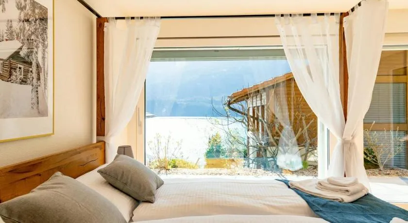 Luxury Lakeview Chalet with AC & SPA near Interlaken - Image 1