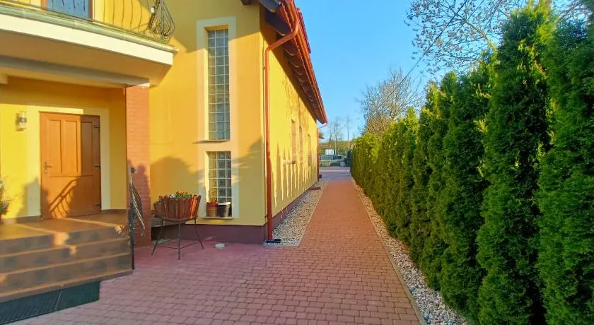Noclegi Zielona Góra u Moni - Image 1
