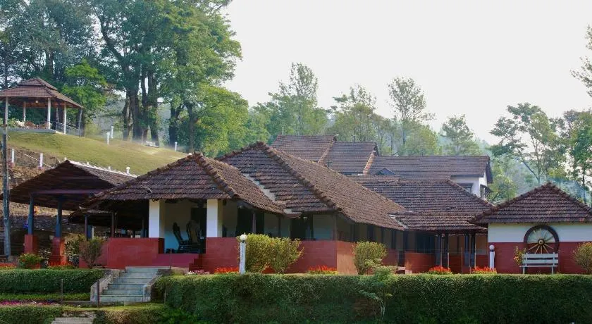 Misty Peaks - Luxury & Nature Homestay in Chikmagalur - Image 1