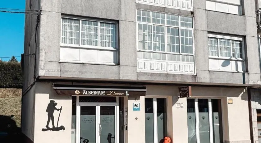 Albergue Lecer Sobrado - Image 1