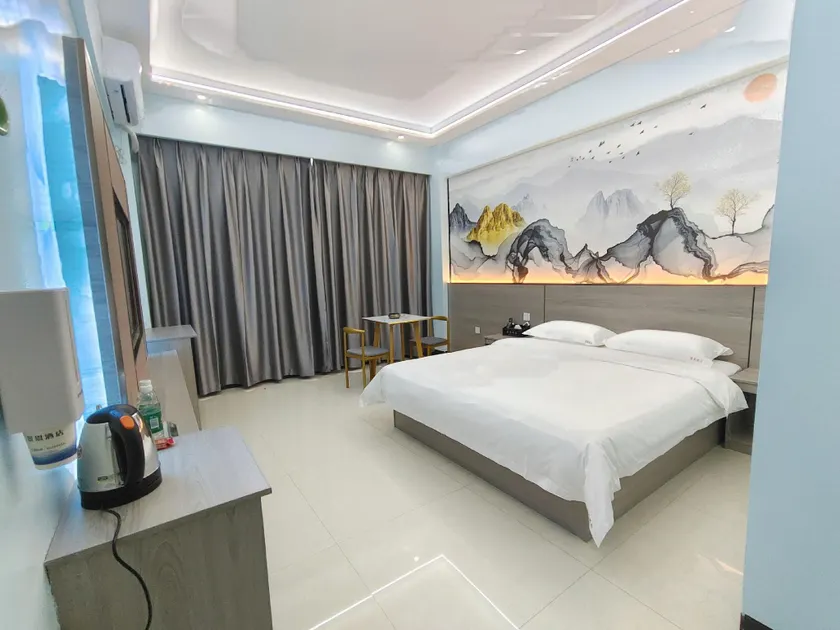 Jing'en Business Hotel (Qiongzhong County Government Branch) - Image 1