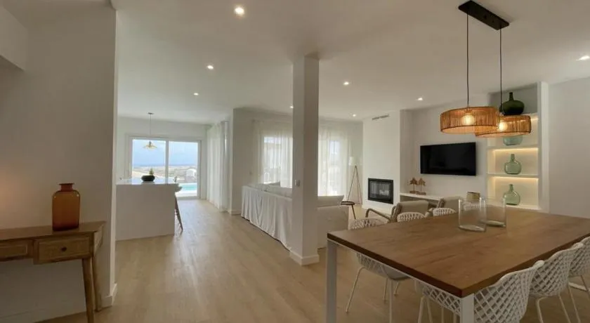 Villa Islander - Image 1