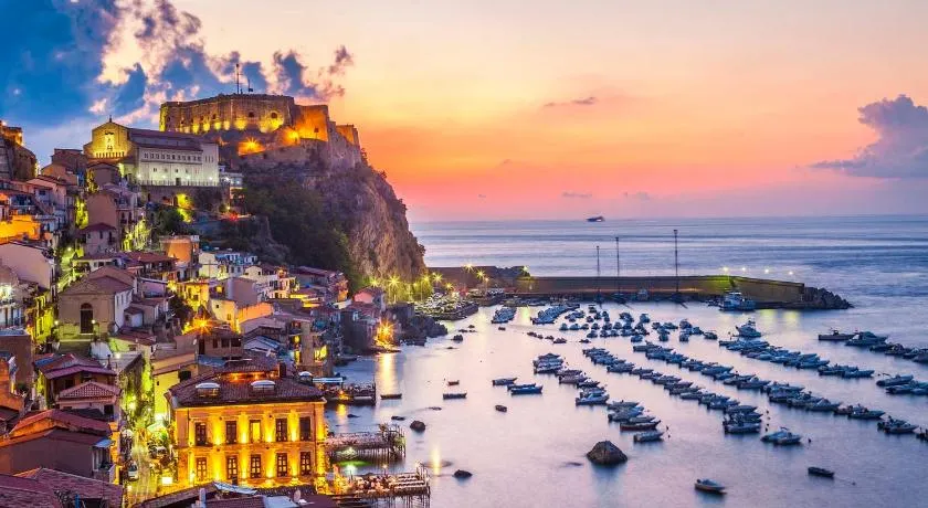 Appartamenti Scilla Paese Albergo - Image 1