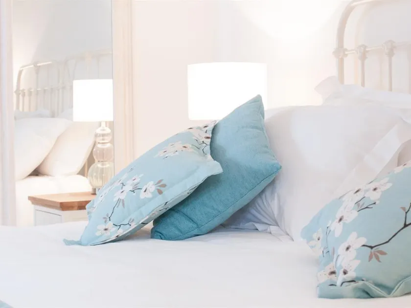 Padstow Bed & Breakfast - Image 1