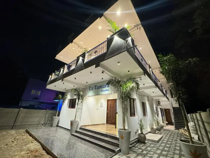 La Tamara Suite - TIE - Image 1