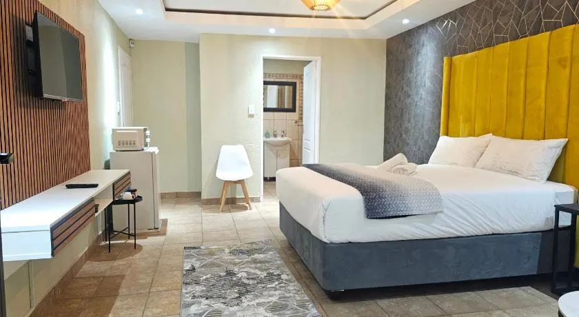 Yello Guest House Graskop - Image 1