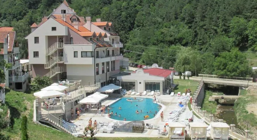 Hotel Kopaonik Lukovska Banja - Image 1