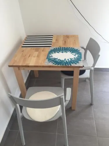 Issa apartment - Image 1