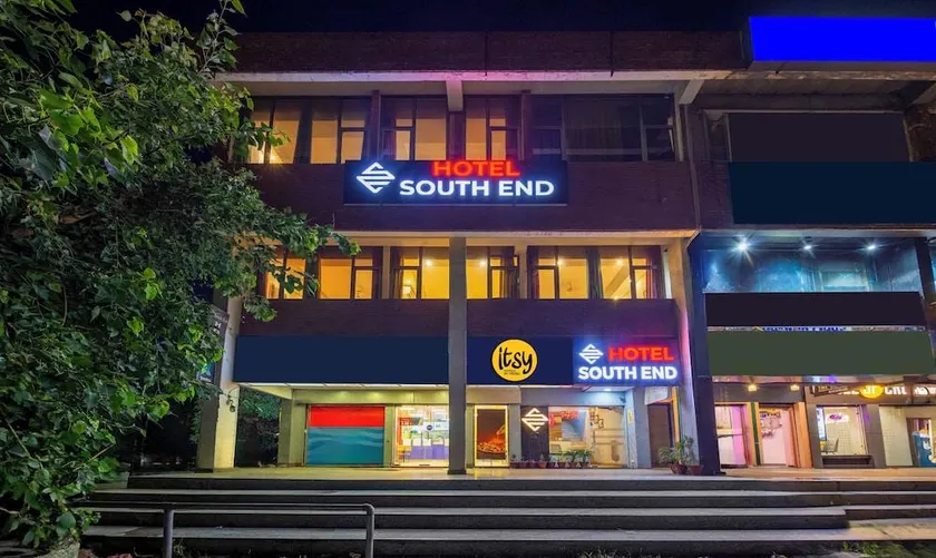 South End Hotel - Image 1