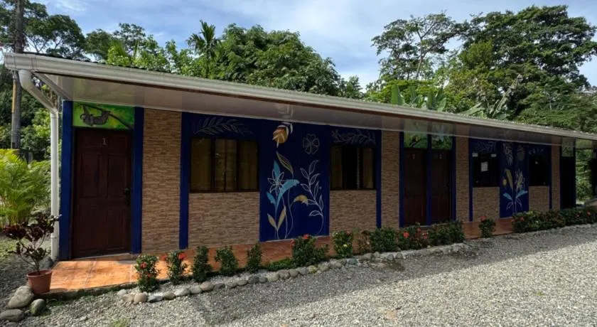 Cabinas Caribe Azul - Image 1