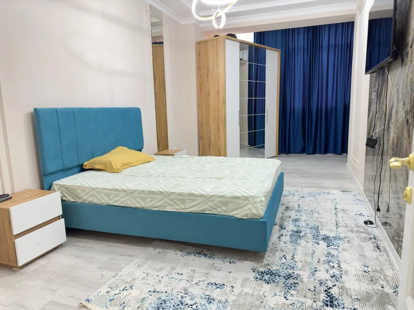 Three rooms apartment - Image 1