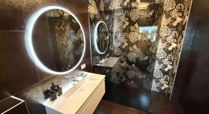 Apartmani Leburic - Image 1