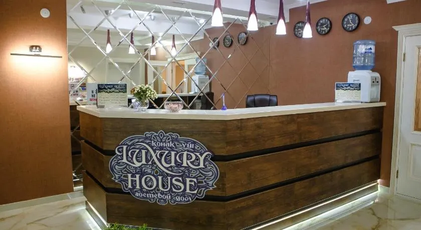 Luxury House - Image 1