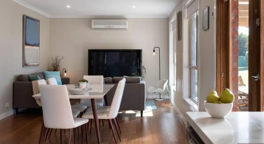 Musk Vale Villa - dog friendly, 5 mins to town - Image 1