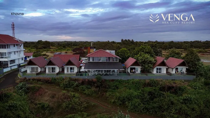 VENGA SEACLIFF Resort - Image 1
