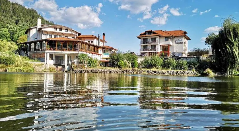 Ribkata Family Hotel - Image 1