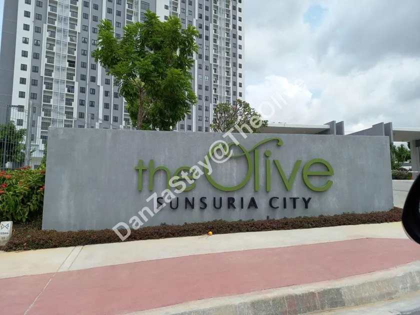DanZaStay@TheOlive - nearby KLIA - Image 1