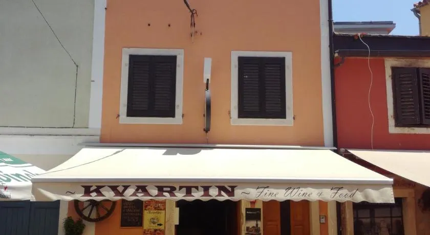 Guest House Kvartin - Image 1