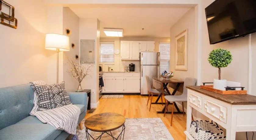 Charming Bi-Level Townhouse near Harvard & MIT - Image 1