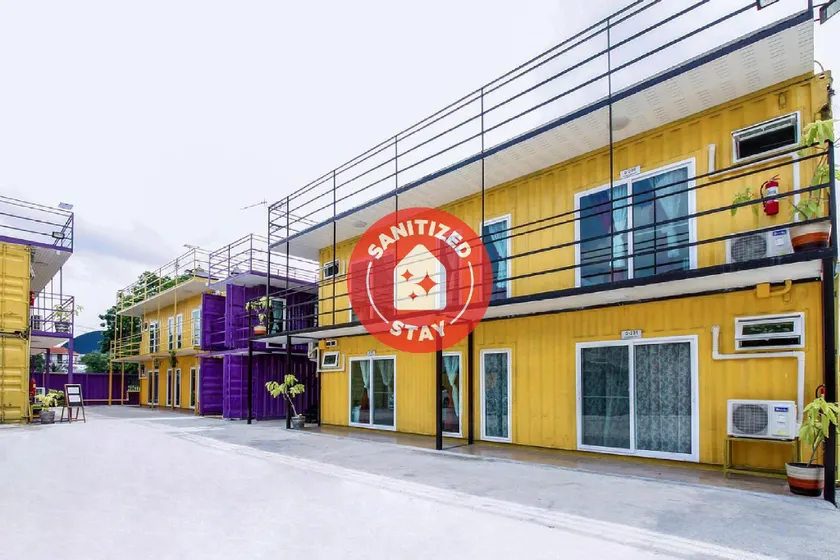 5 Chang Palace Hotel - Image 1