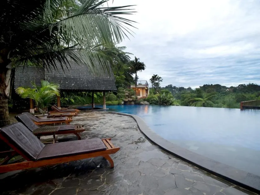 SanGria Resort And Spa - Image 1