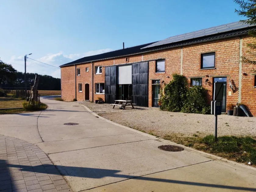 Apartment with a view of alpacas - Image 1