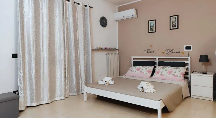 Appartamento Sofia accogliente monolocale in zona residenziale strategica wifi gratuito - Image 1