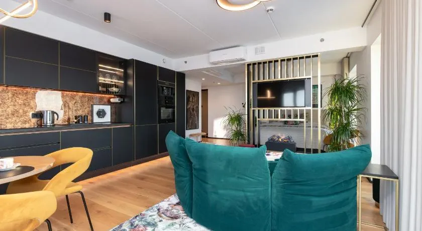 Luxury apartment, outstanding view, free parking - Image 1