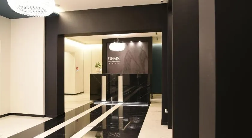 DEMSI Palace Hotel & Restaurant - Image 1
