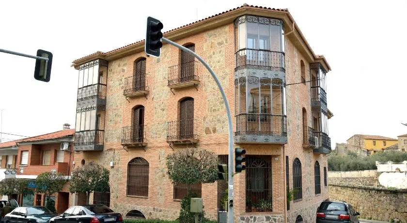 Apartamentos Turísticos La Posada - Image 1