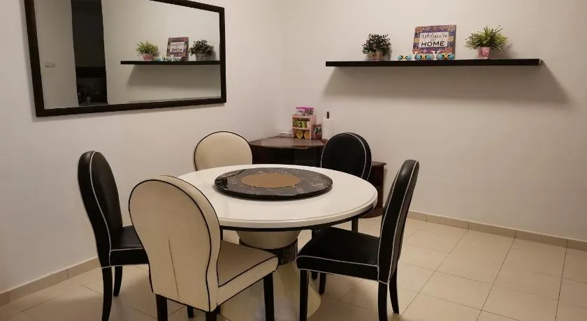 Dheeya Homestay - Image 1