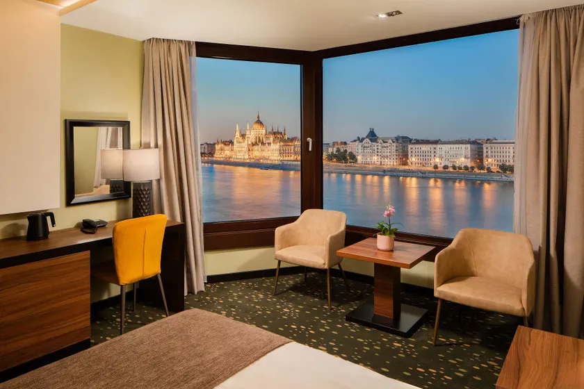 Boutique Hotel Victoria Budapest - Image 1