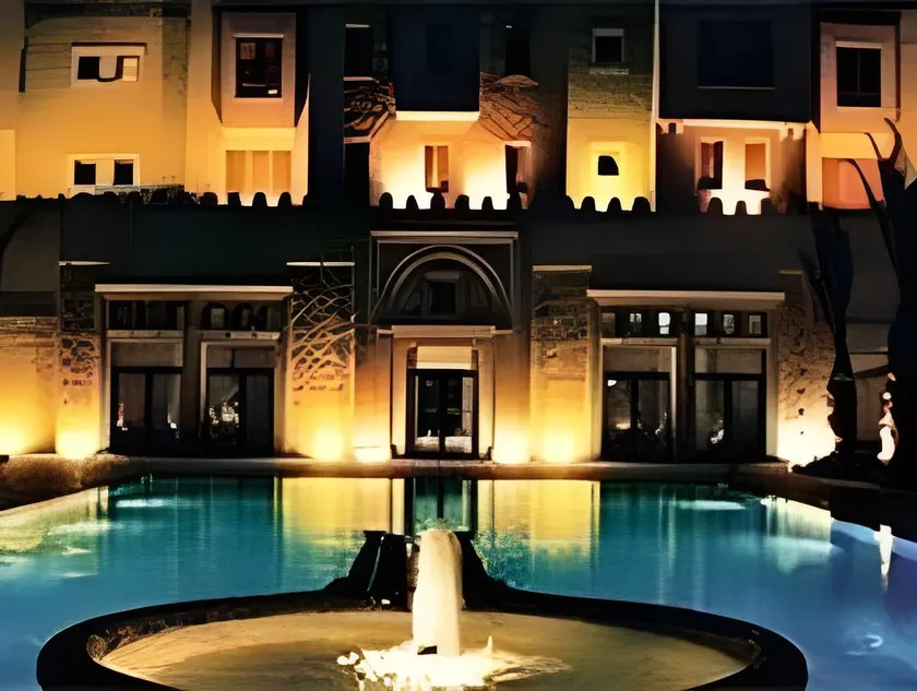 La Kasbah Hotel - Image 1