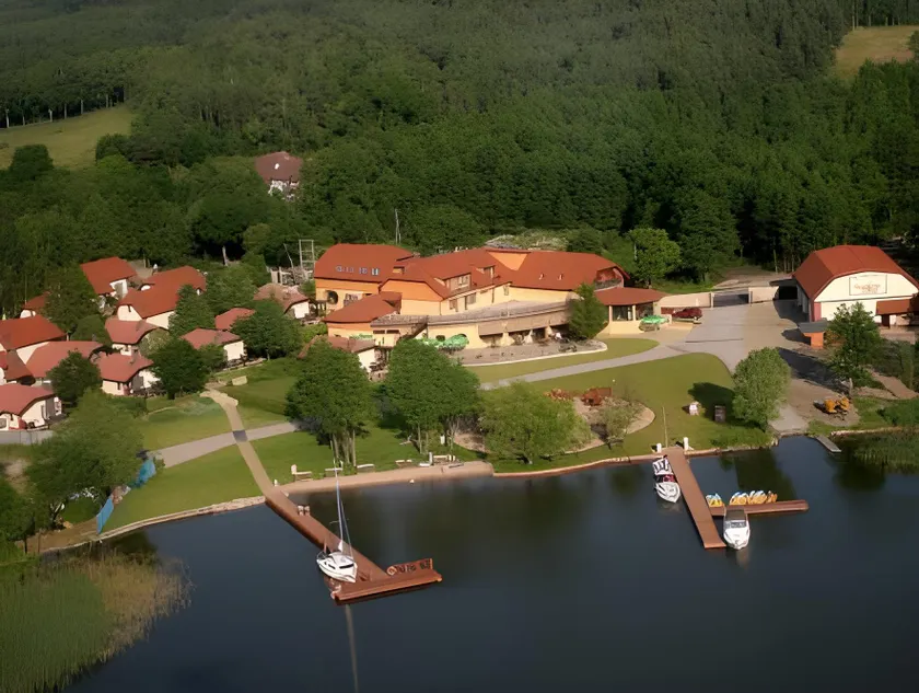 Hotel Ognisty Ptak - Image 1