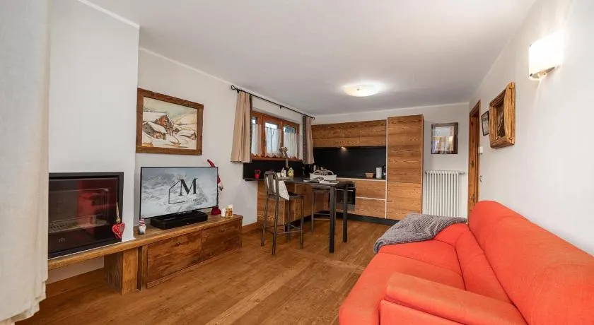 Maison Carrel Elegant 8 - Image 1