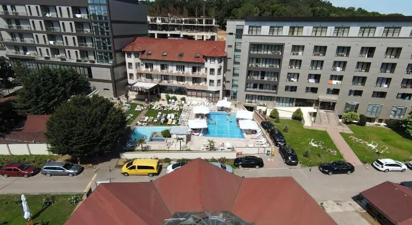 Grand Hotel President - Image 1