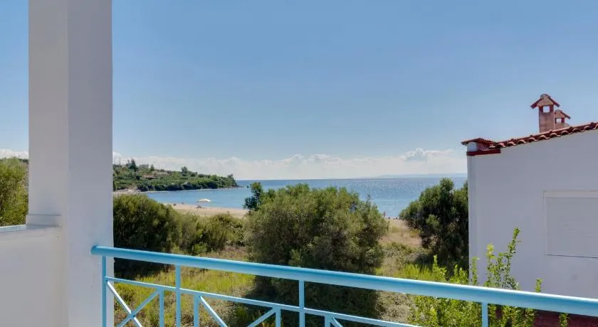 Alexger Gerakini Beach house view - Image 1