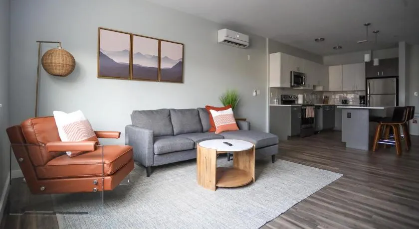 Luxury Apartment with Gym, Steps From Commuter Rail #3013 - Image 1