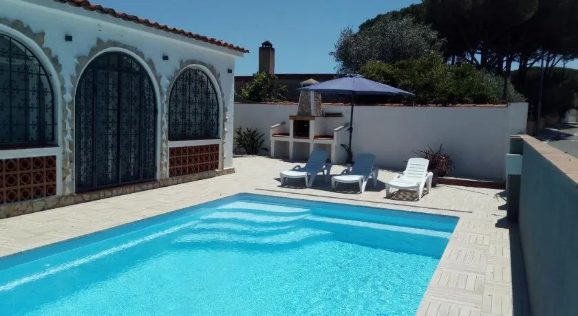 Villa Tarragona - Image 1