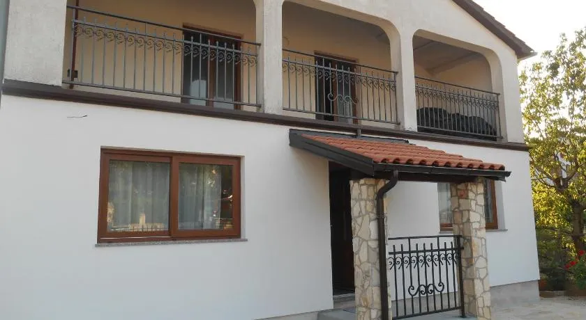 MIADEA - Image 1