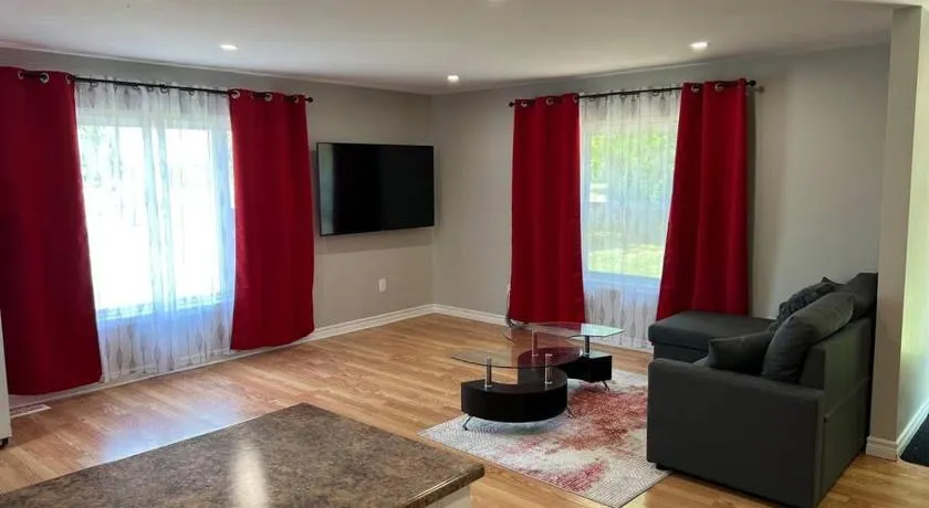 ENTIRE 2-BEDROOM TOWNHOUSE ON a RUSTIC FARM - A - Image 1