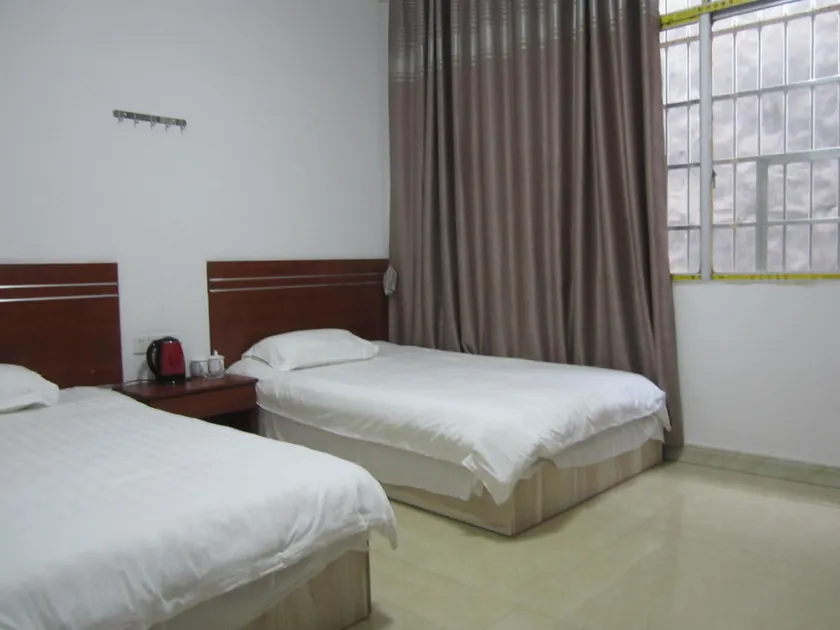 Liyue Hotel - Image 1