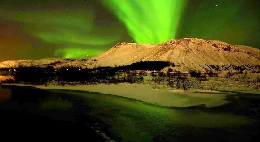 Paradise near Reykjavik w. Sauna - Northern Lights - Image 1