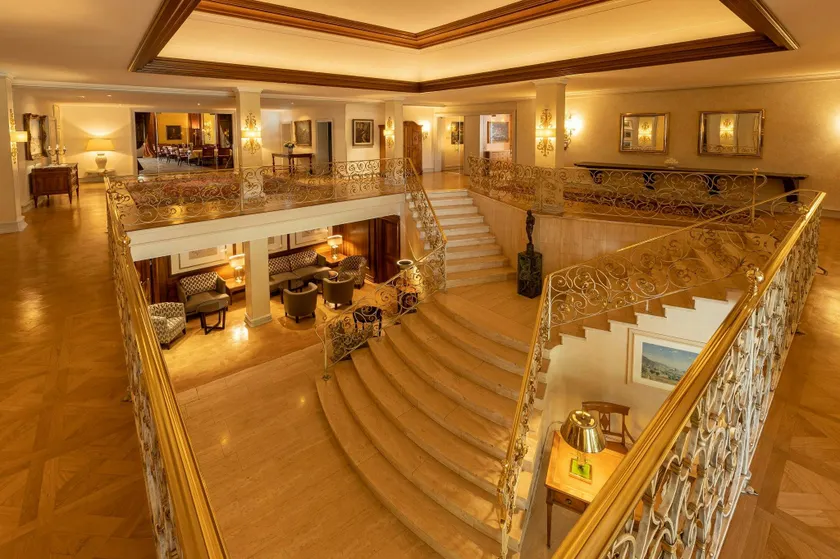 Colombi Hotel - Image 1